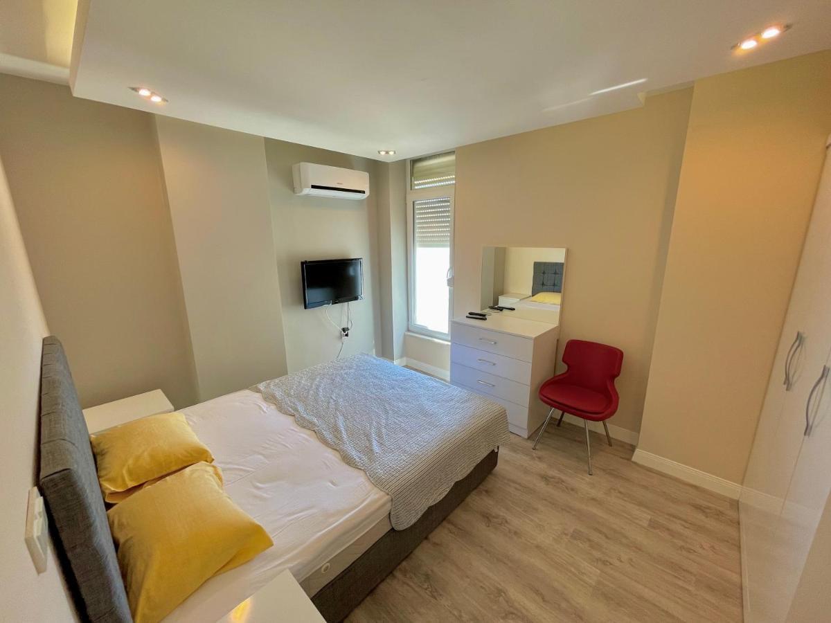 Sa Apartments! Beachfront Apartment With Sea View & Pool 알란야 외부 사진