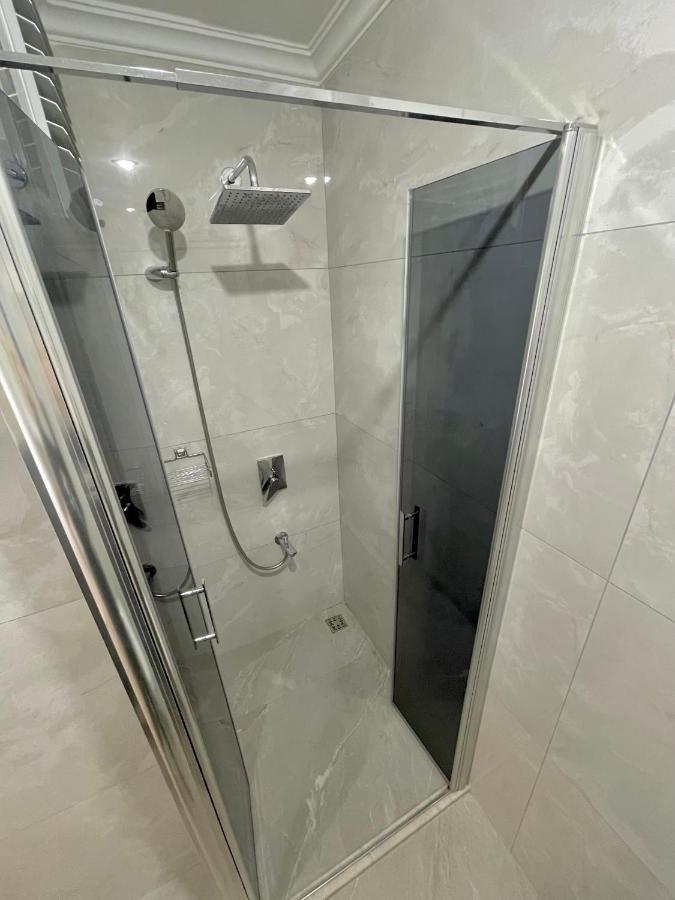 Sa Apartments! Beachfront Apartment With Sea View & Pool 알란야 외부 사진