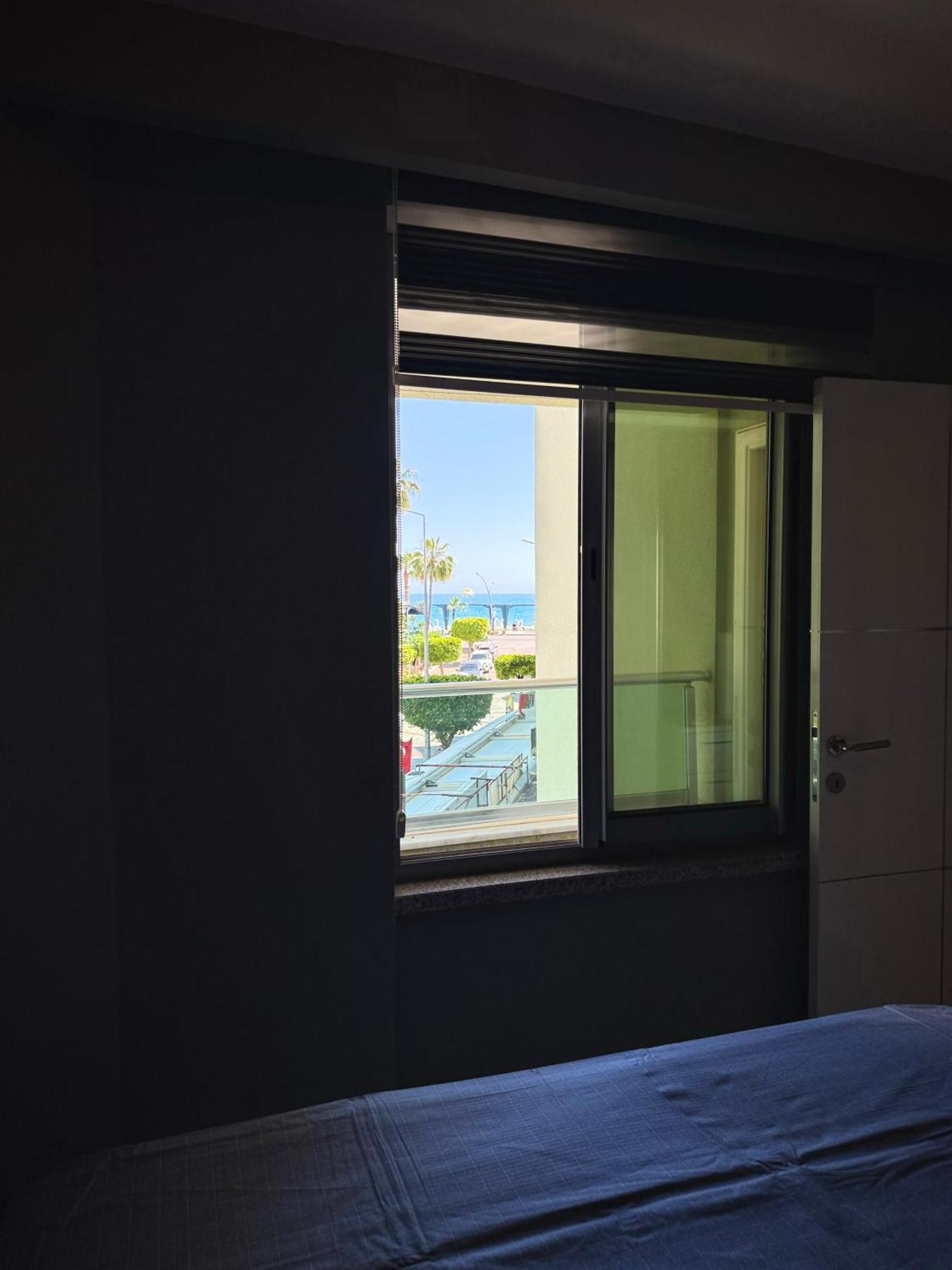 Sa Apartments! Beachfront Apartment With Sea View & Pool 알란야 외부 사진