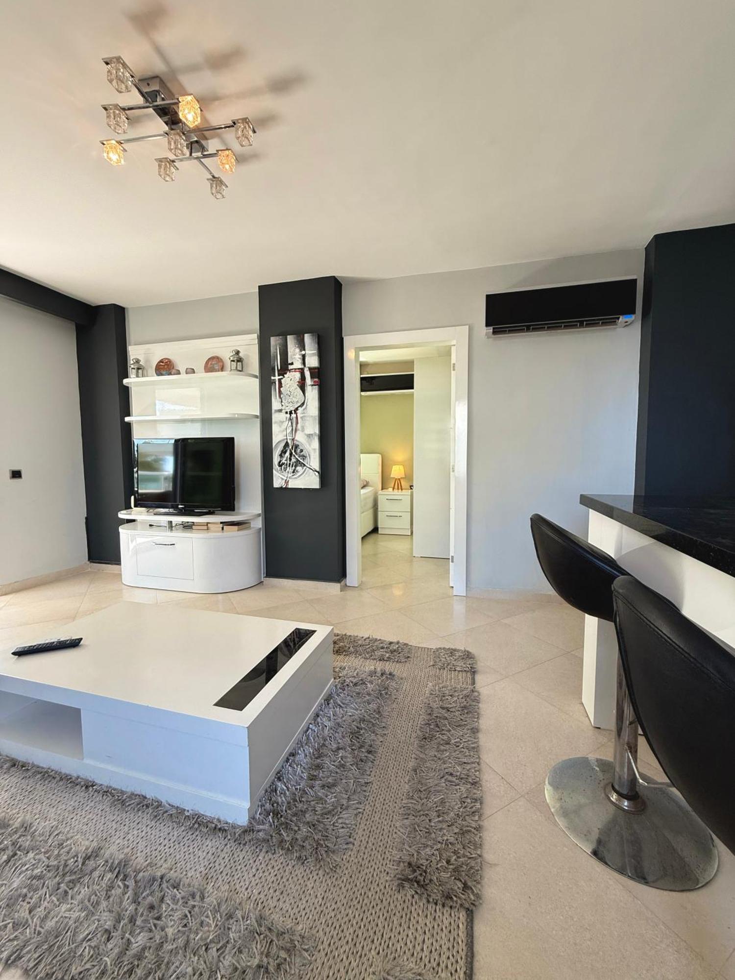 Sa Apartments! Beachfront Apartment With Sea View & Pool 알란야 외부 사진