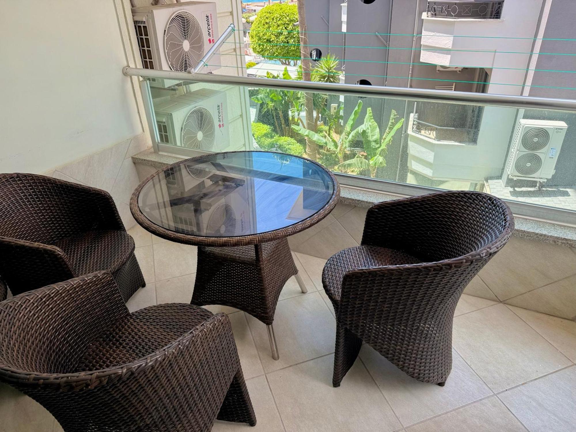 Sa Apartments! Beachfront Apartment With Sea View & Pool 알란야 외부 사진